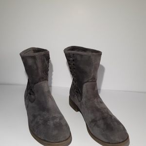 Dolce by Mojo Moxy gray faux suede boots